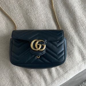 Gucci - GG Marmont matelassé leather mini bag, Black, Leather